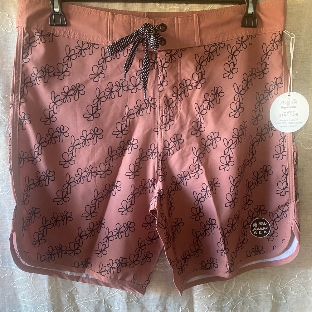 Of one sea board shorts